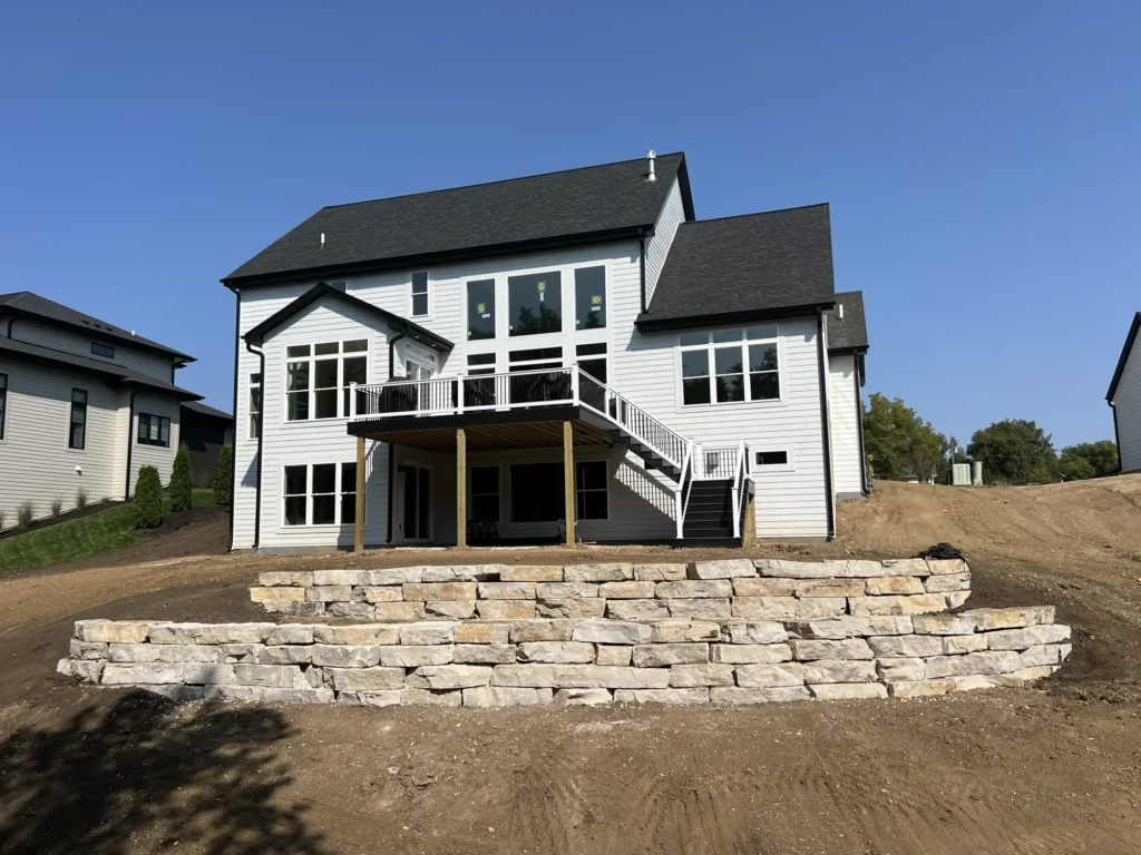 Image of beautifully manicured lawn and landscape of house in Waukesha's Lake Country